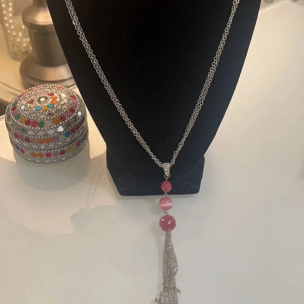 3x$25 ❤️ New York & Co Long Double Chain Necklace Pink ❤️